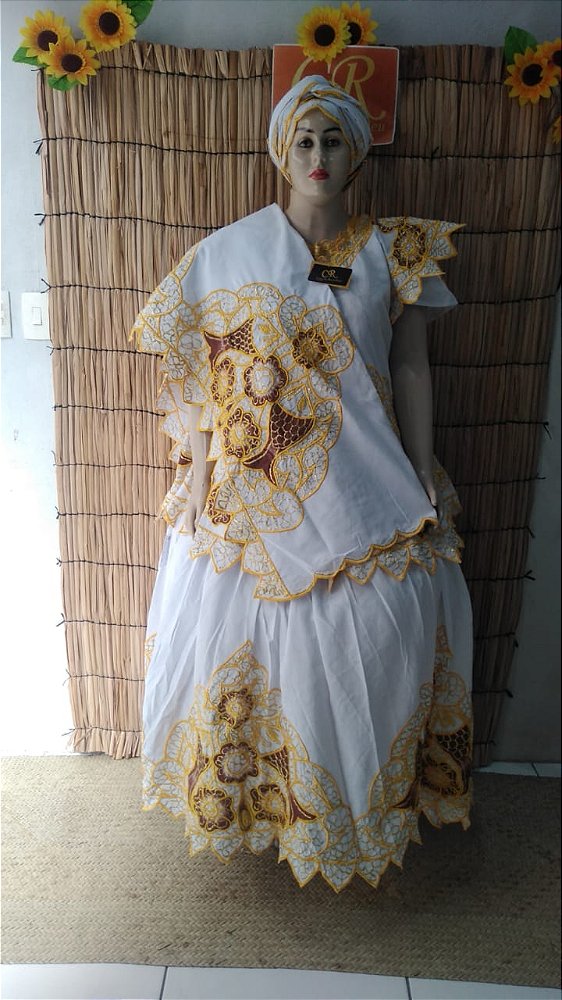 Baiana bordado amarela com fio dourado e pintura 6peças