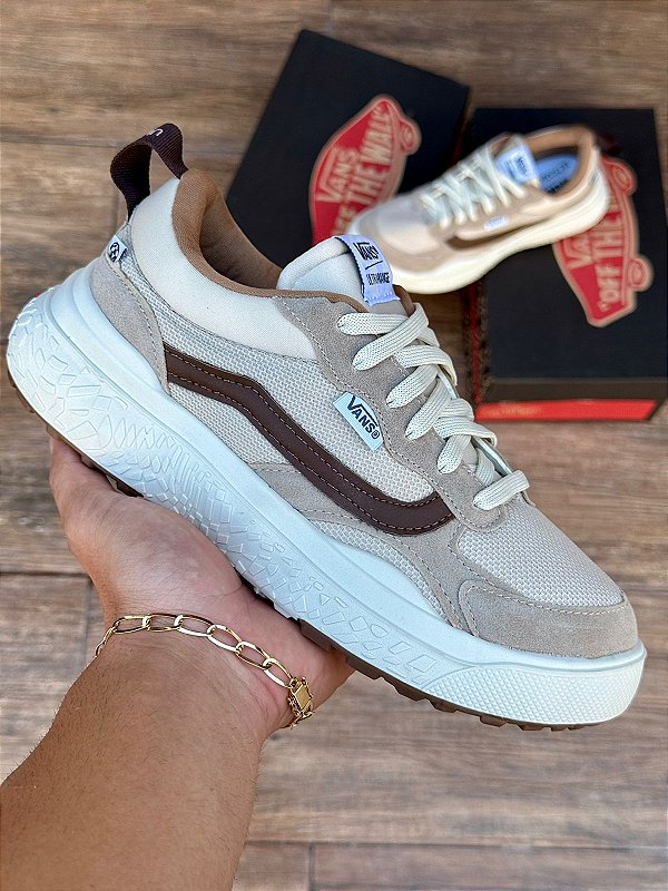 Tênis Vans ultra
