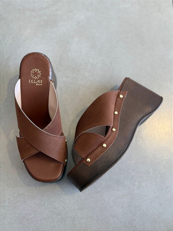 Tamanco anabela aplicação