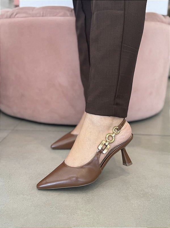 Scarpin corrente lateral