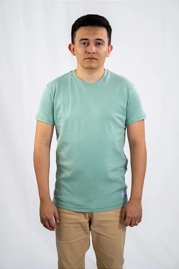 Camiseta Suedine Confort Verde Fosco