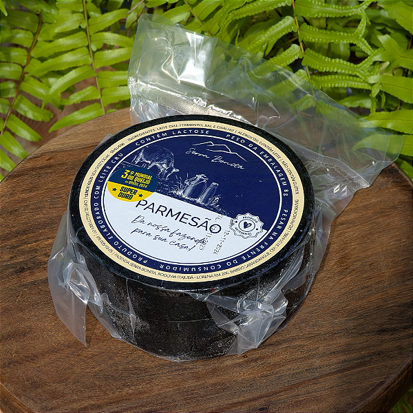 Queijo Serra Bonita - Parmesão Capa Preta