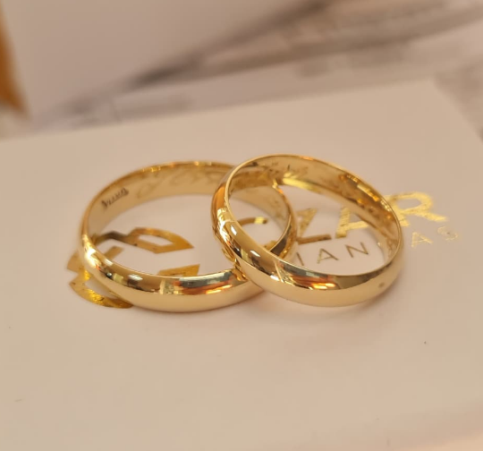 PAR DE ALIANÇAS AURORA 4MM