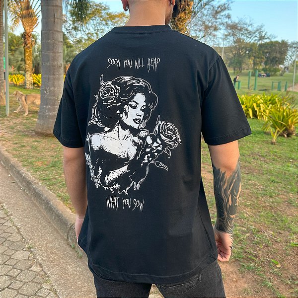 Camiseta Drowned Eyes - Preta