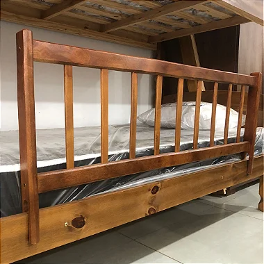 Grade Para Cama de Madeira (Feita de Madeira Demolição)