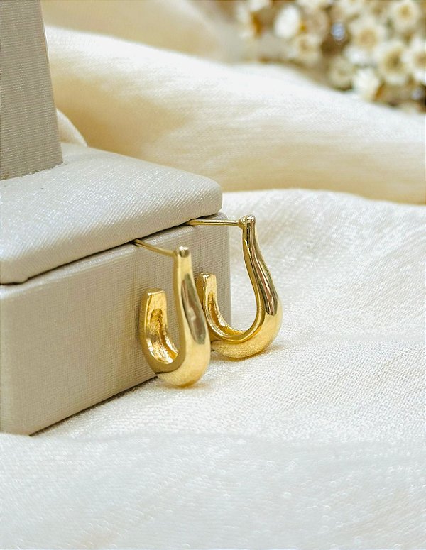 ARGOLA J BANHADO A OURO 18K