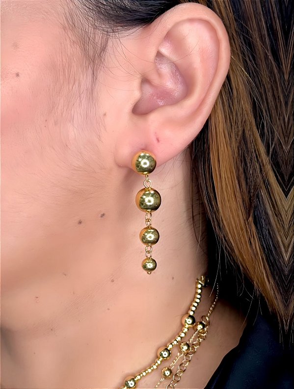 BRINCO LONGO 4 ESFERAS BANHADO A OURO 18K