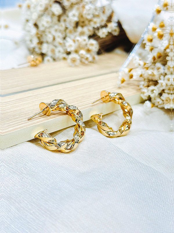 ARGOLA ESPIRAL M BANHADO A OURO 18K