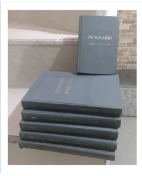 Enciclopédia do Estudante - 5 Volumes + Dicionário de Inglês