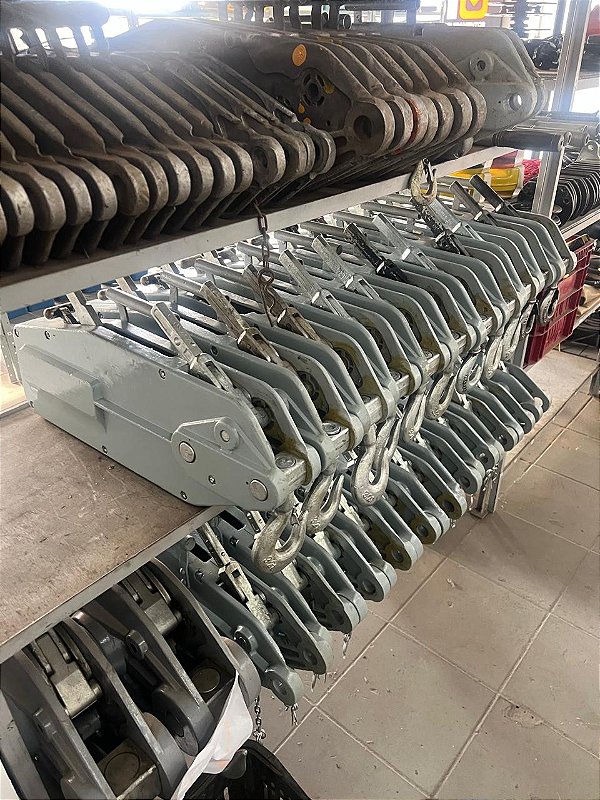 Manutenção em Tifor 1600 / 3200 / 5400 KGF