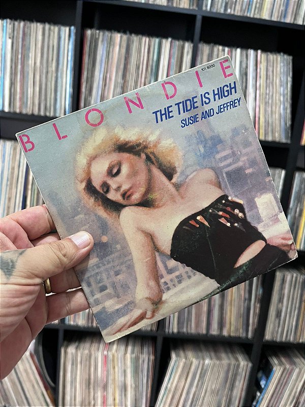 COMPACTO - BLONDIE - THE TIDE IS HIGH