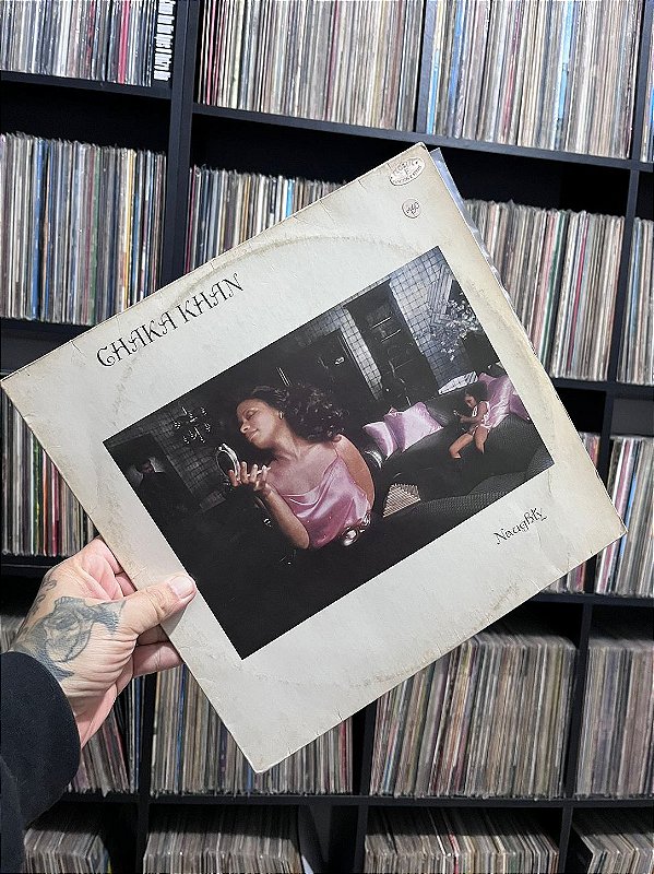 LP - CHAKA KHAN - NAUGHTY