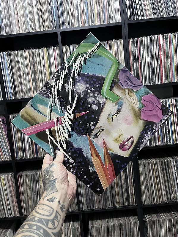 LP - GRACE JONES - FAME