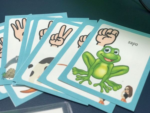 FICHAS DE CALIGRAFIA COM ALFABETO MANUAL ILUSTRADO