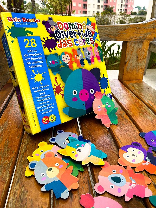 Dominó Divertido das cores em MDF