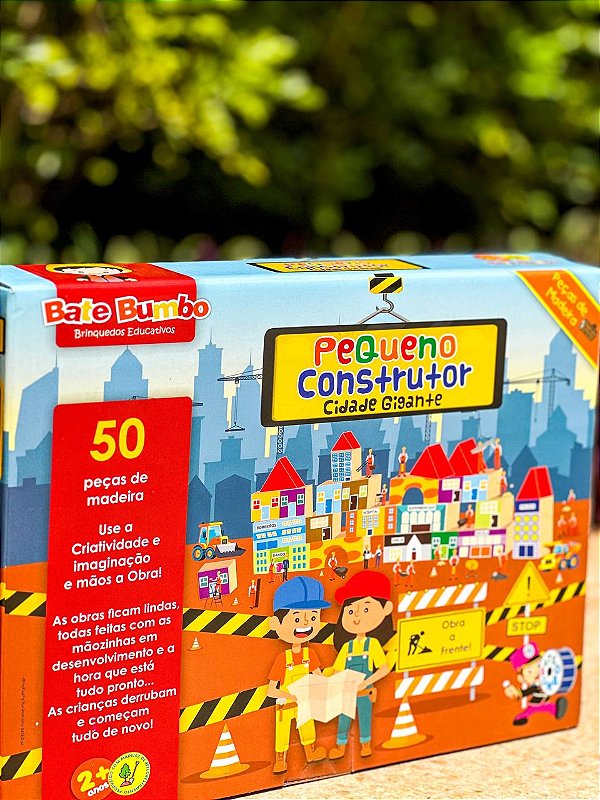 Pequeno construtor cidade gigante