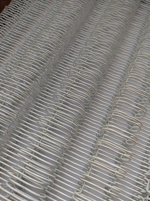 Wire-o para Encadernação A4 BRANCO 5/8 - 120 folhas (passo 2x1) 12 unidades