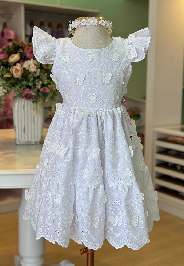 Vestido Branco no algodão com borboletas, flores e acabamento em Laise