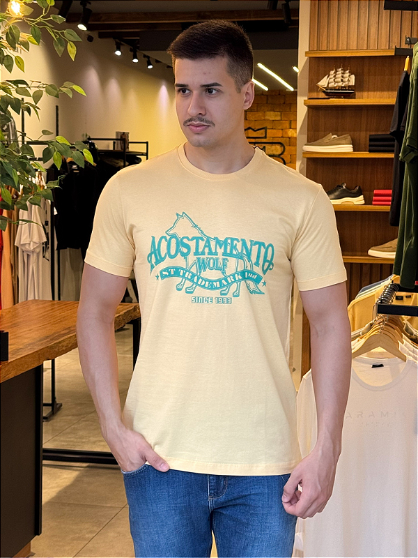 Camiseta  Acostamento Western Wolf Trademark Amarelo Creme