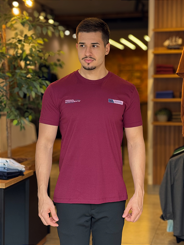 Camiseta Acostamento Estampada Bordo Sangria