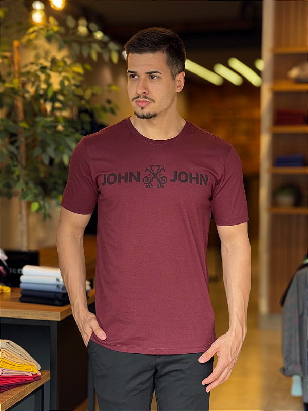 Camiseta John John RG Básica Vinho