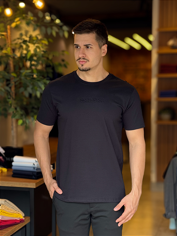 Camiseta John John RG Embossed Preta