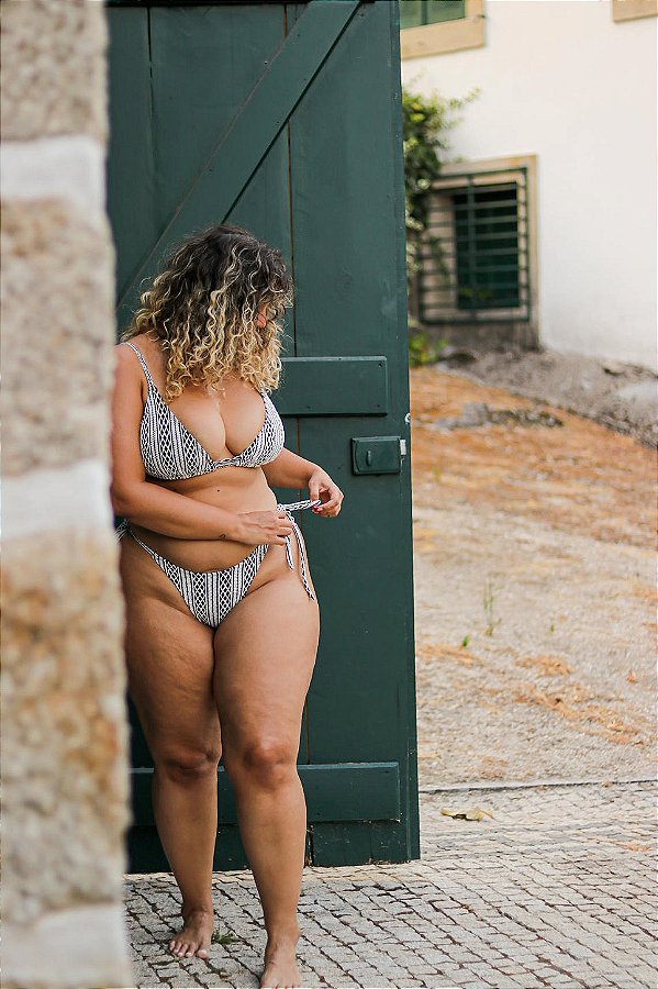 Calcinha Lacinho Trama