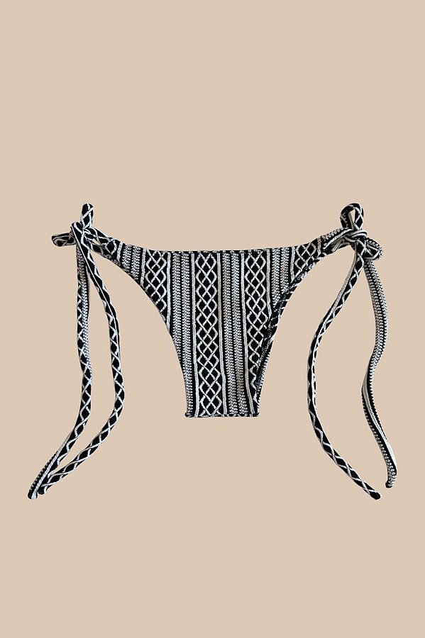 Calcinha Lacinho Trama