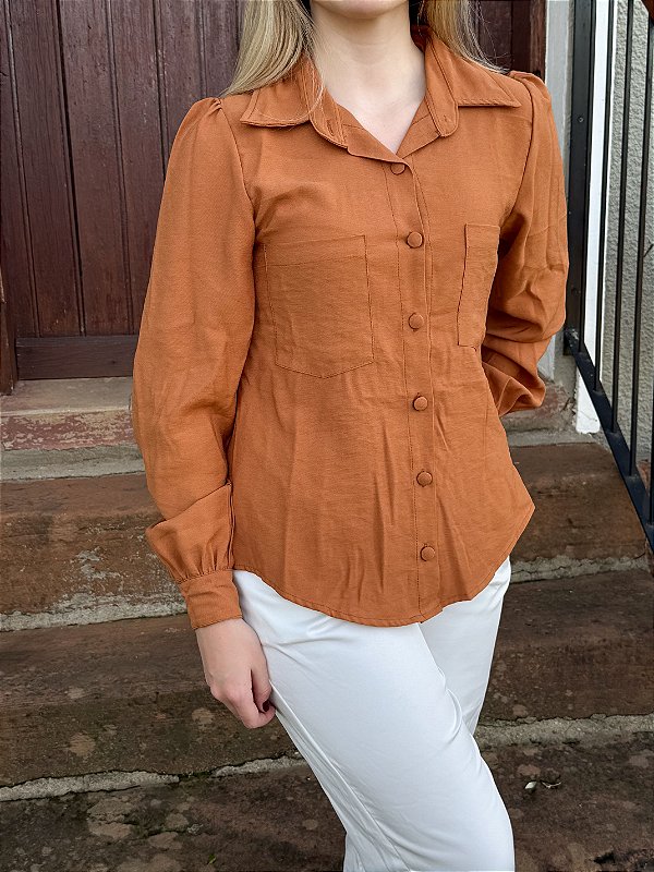 Camisa Clássica Caramelo