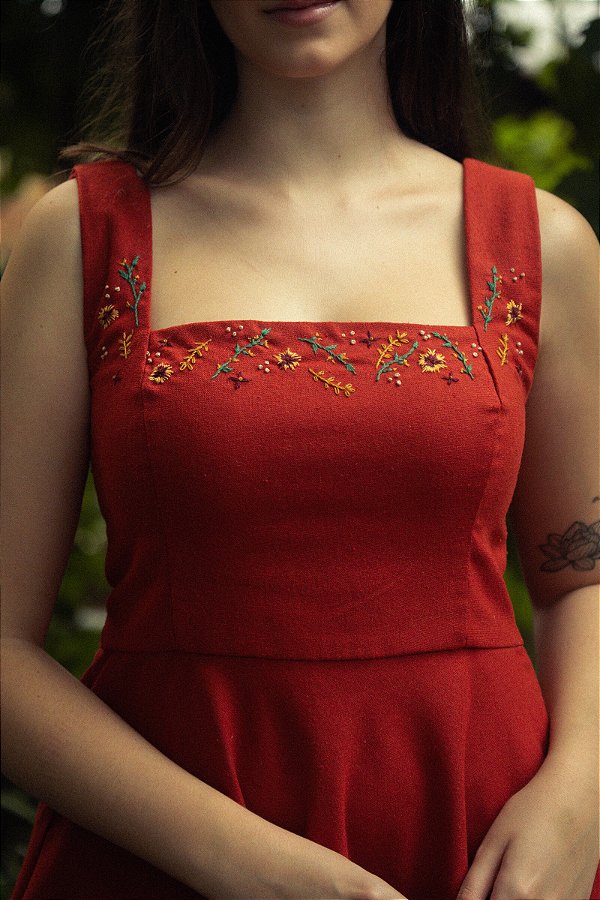 Vestido Celine Bordado Outonal Terracota