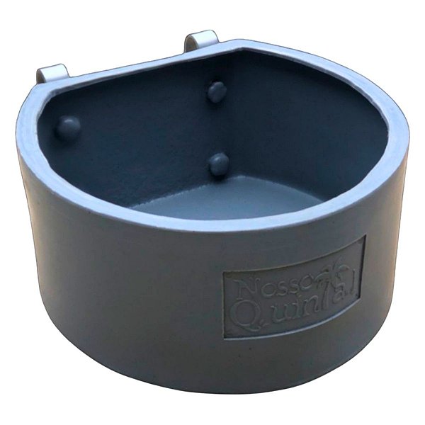 Cocho Bebedouro Comedouro Cavalo Bezerro Ovelha Pet 8 Litros