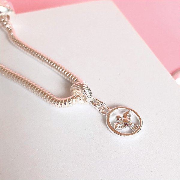 Berloque espírito santo vazado banhado a prata