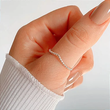 Anel fio v poa banhado a prata