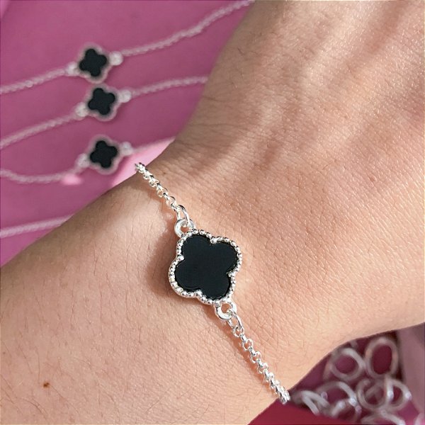 Pulseira Virginia trevo preta banhado a prata