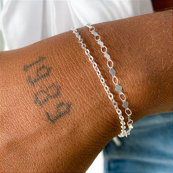 Pulseira dupla medalhas e corrente elos banhado a prata