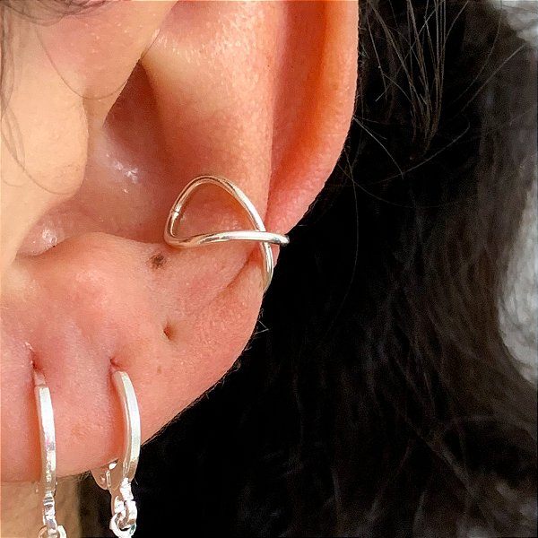 Piercing fake 2 fios cruzado banhado a prata