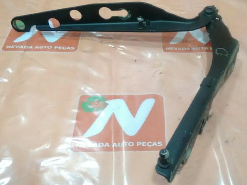 Braço Dobradiça Capô Volvo Xc70 02 07  Lado Direito A01