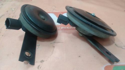 Buzinas Ssangyong Actyon 10 2.3 Par D08