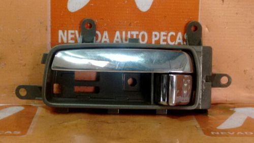 Maçaneta Intern Porta Diant Esquerda Nissan Sentra 09 12 J01