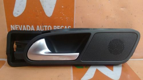 Maçaneta Interna Traseira Esquerda Vw Tiguan 2010 J01