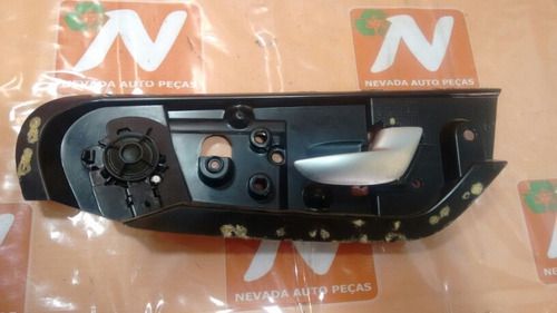 Macaneta Interna Volvo Xc70 Dianteira Direita Detalhe Mf35/3