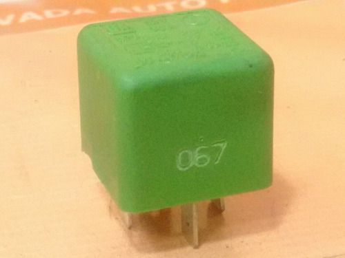 Relê Base Fusível Interna Gm Vectra 08 2.0 8v G23