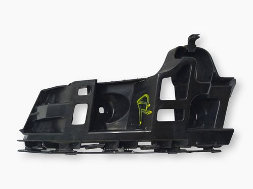 Guia Trava Parachoque Traseiro Direito Vw Jetta 2019 2020