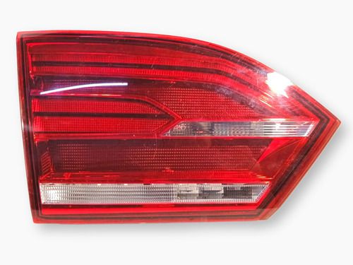 Lanterna Esquerda Tampa Traseira Vw Jetta Tsi 2014 2015 2016