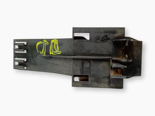 Suporte Sensor Asb Dianteiro Direito Mercedes Gla 200 2016