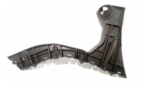 Guia Trava Parachoque Tras Esquerdo Detal Volvo Xc60 T6 2011