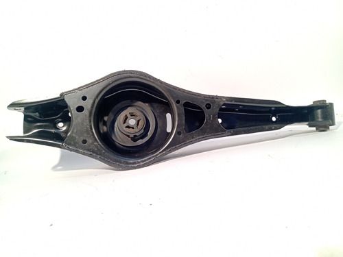 Bandeja Balança Traseira Esquerda Vw Passat B6 2009 2010