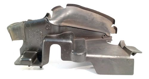 Defletor Superior Direito Radiador Detalhe Volvo Xc60 2011