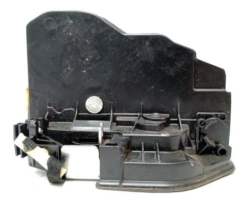 Trava Fechadura Porta Traseira Esquerda Bmw 320i 2014 2016