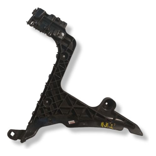 Guia Trava Suporte Parachoque Tras Audi A3 2008 2009